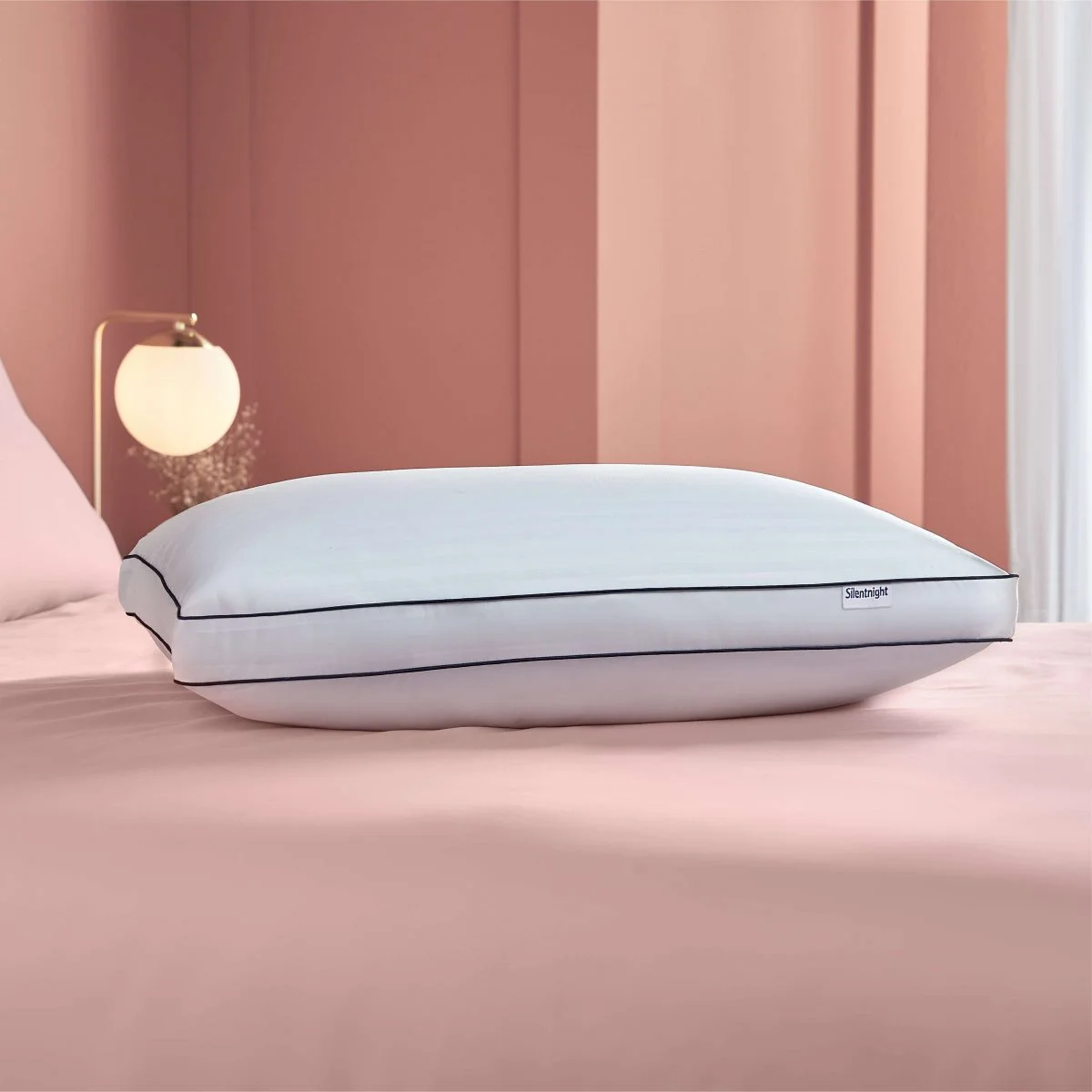 1723557303-HotelCollectionBoxPillowS-1-1200x1200-1